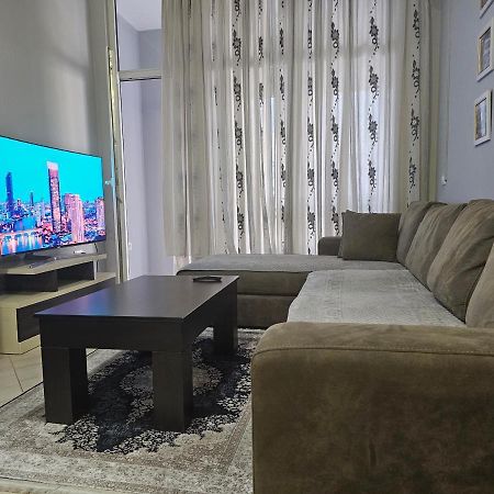 Pleasing Place With Free Parking On Site In Tirana Komuna E Parisit Exterior foto