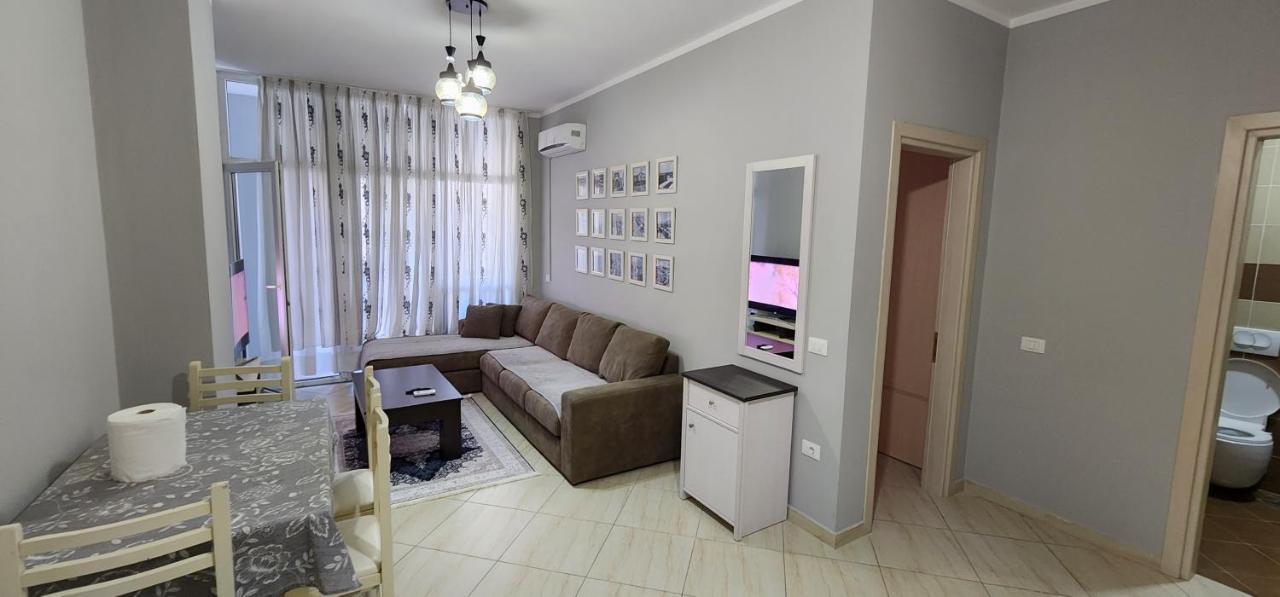 Pleasing Place With Free Parking On Site In Tirana Komuna E Parisit Exterior foto