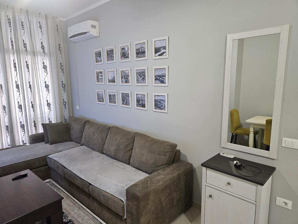 Pleasing Place With Free Parking On Site In Tirana Komuna E Parisit Exterior foto