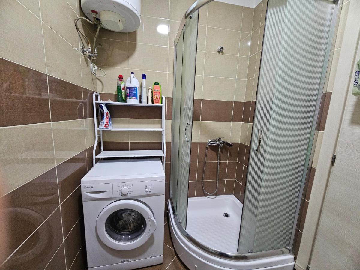Pleasing Place With Free Parking On Site In Tirana Komuna E Parisit Exterior foto