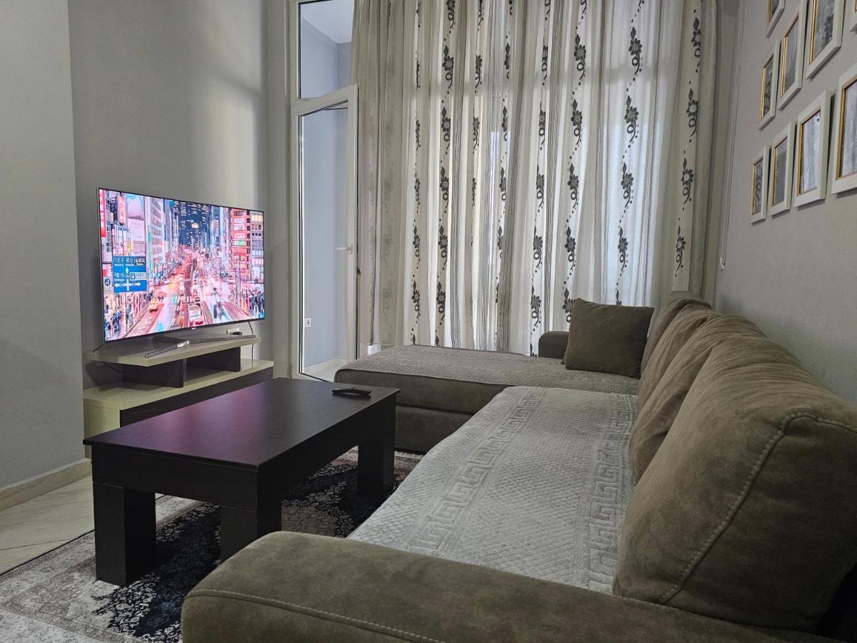 Pleasing Place With Free Parking On Site In Tirana Komuna E Parisit Exterior foto