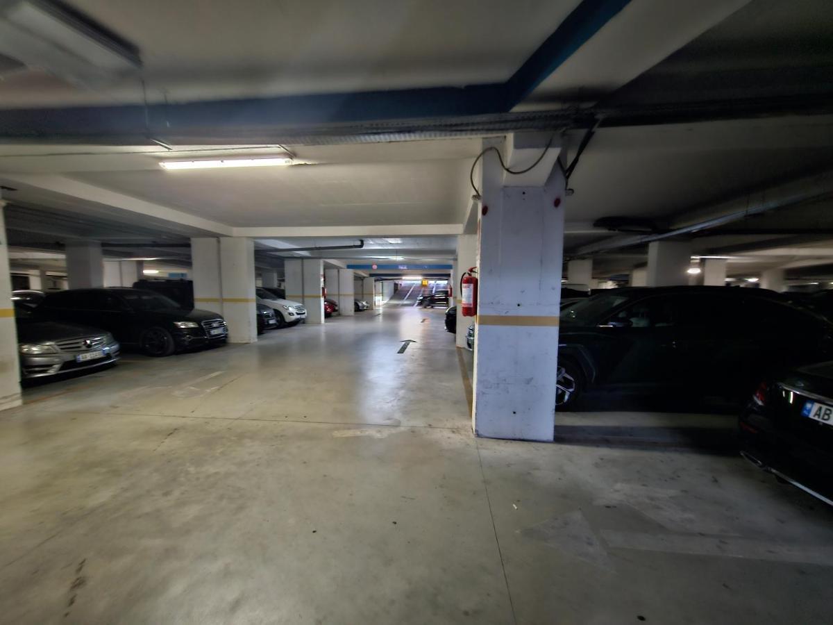 Pleasing Place With Free Parking On Site In Tirana Komuna E Parisit Exterior foto